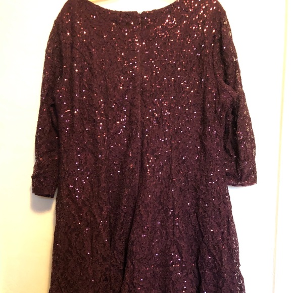 Purple cocktail dress - Picture 2 of 4